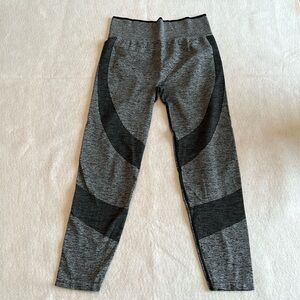 Pink seamless leggings